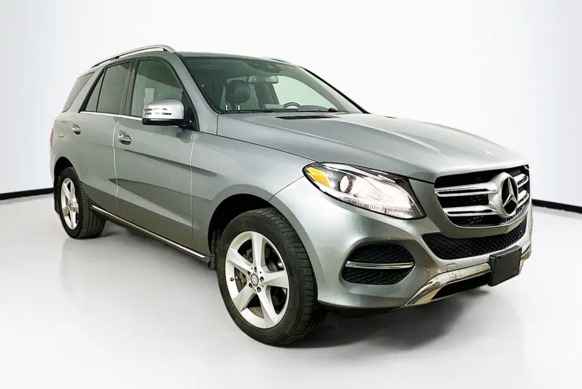 2016 Mercedes Benz GLE 300d 4MATIC photo 1