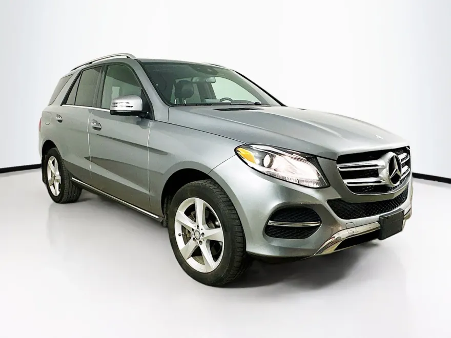 2016 Mercedes Benz GLE 300d 4MATIC photo 1