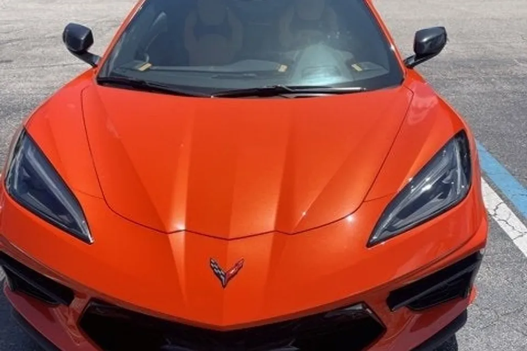 2020 Chevrolet Corvette Stingray 3LT photo 1