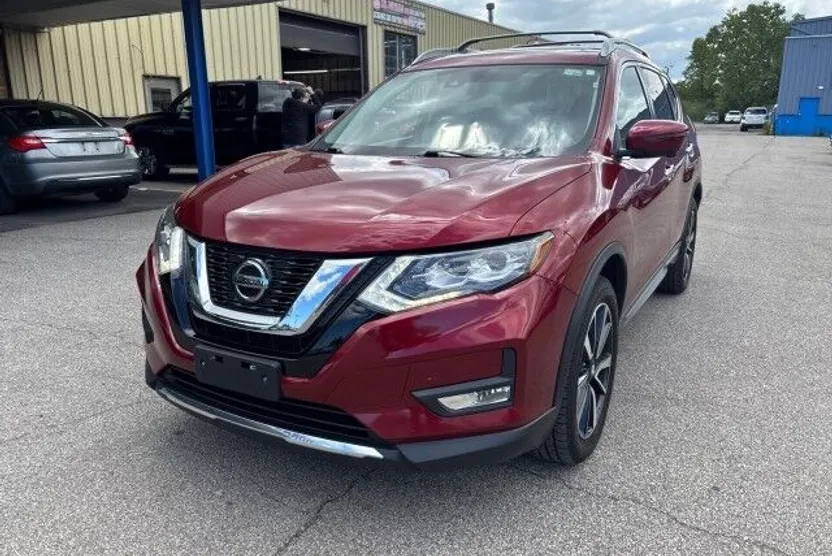 2019 Nissan Rogue SL photo 1
