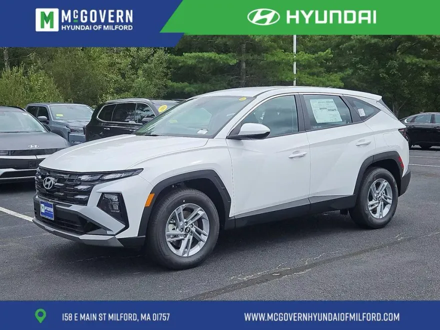 2025 Hyundai Tucson SE photo 1