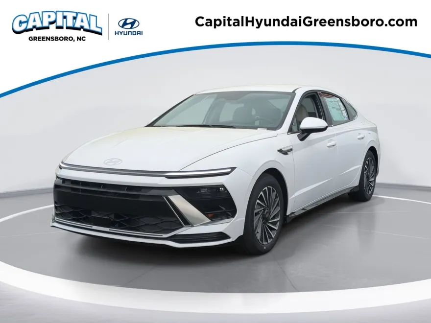2025 Hyundai Sonata Hybrid SEL photo 1