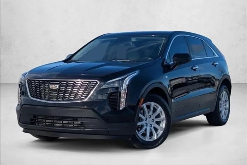 2023 Cadillac XT4 Luxury photo 1