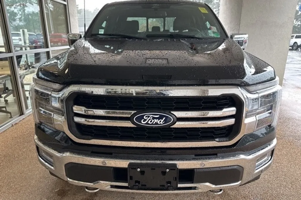 2024 Ford F-150 Lariat photo 1