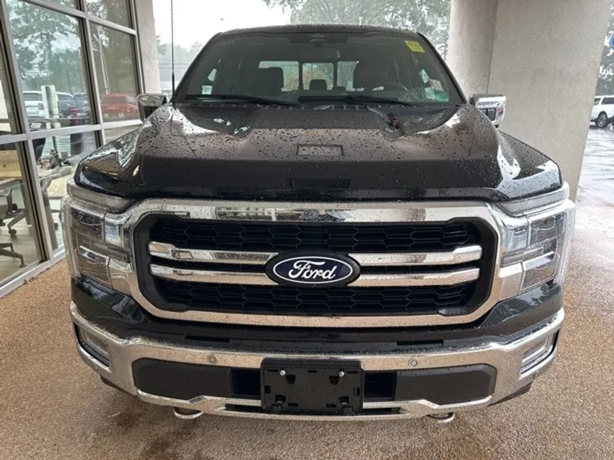 2024 Ford F-150 Lariat photo 1