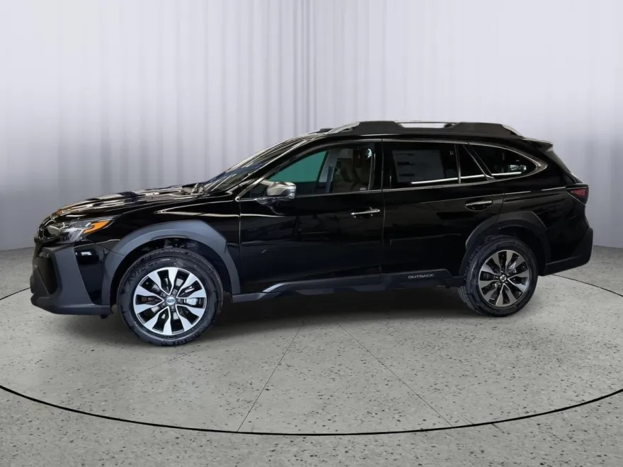 2025 Subaru Outback Touring photo 1