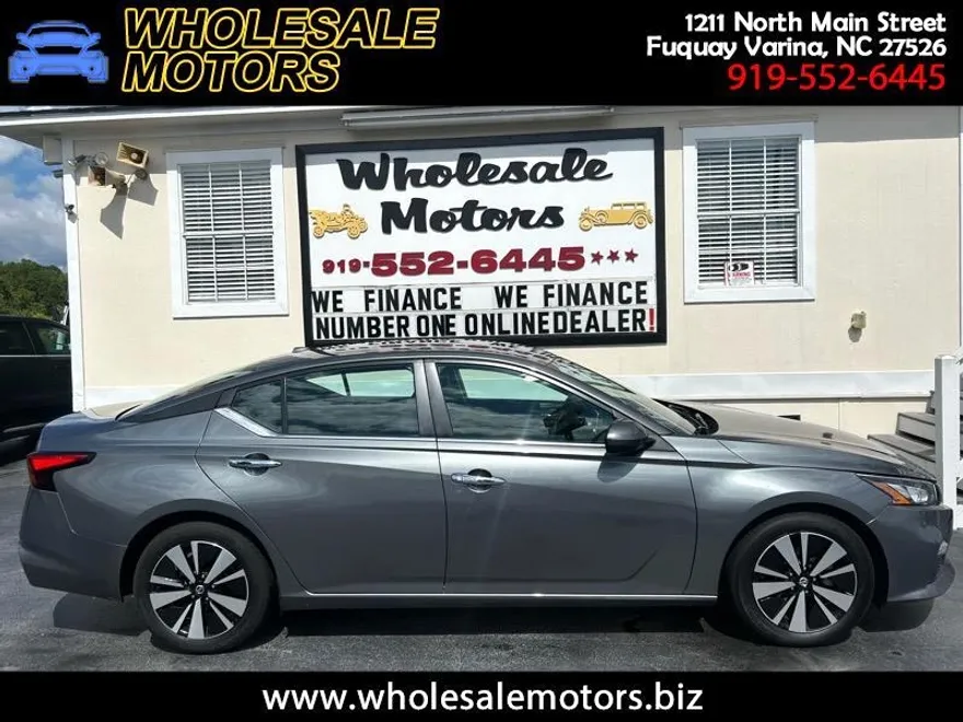 2021 Nissan Altima 2.5 SV photo 1