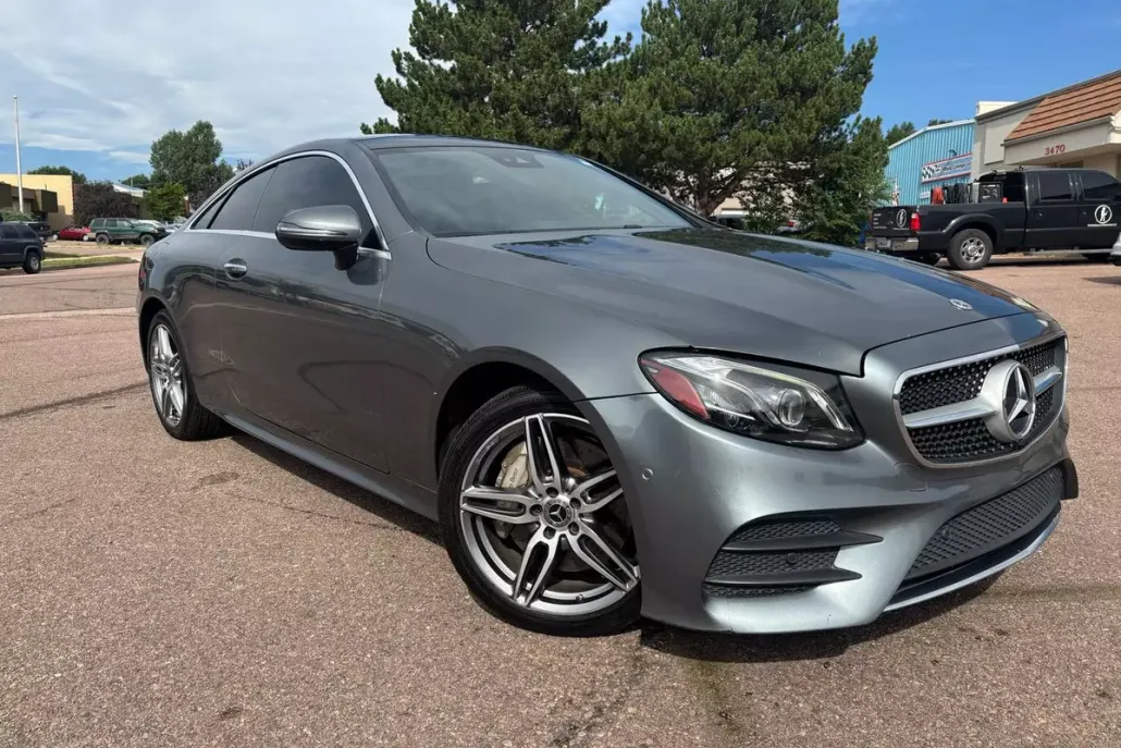 2018 Mercedes Benz E 400 4MATIC Coupe photo 1