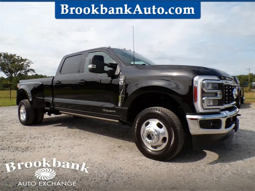 2024 Ford F-350 photo 1