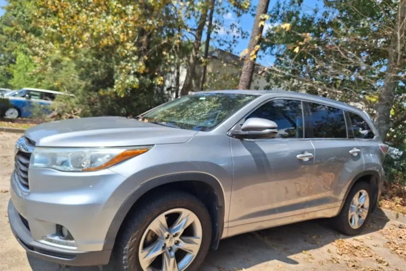 2014 Toyota Highlander Limited Platinum photo 1