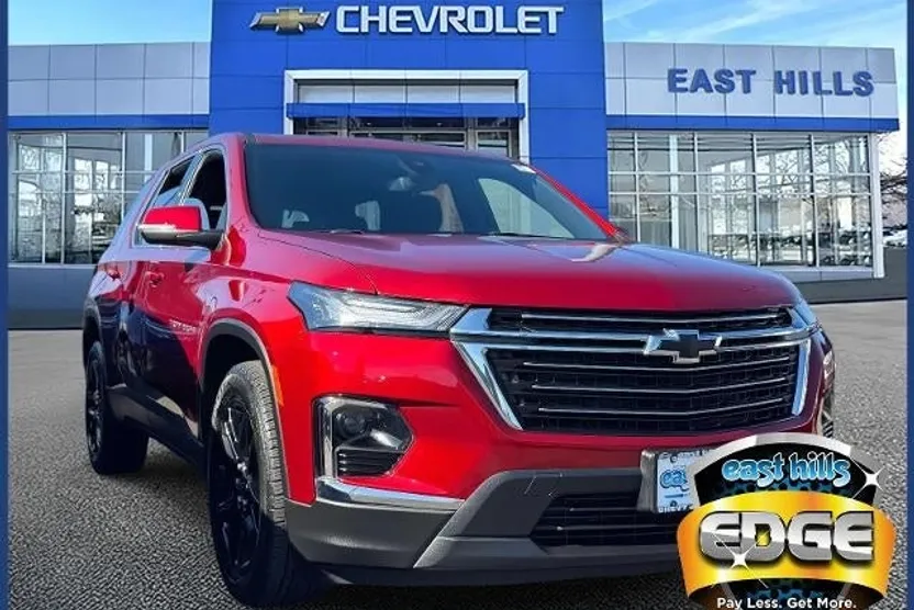 2023 Chevrolet Traverse Cloth 1LT photo 1