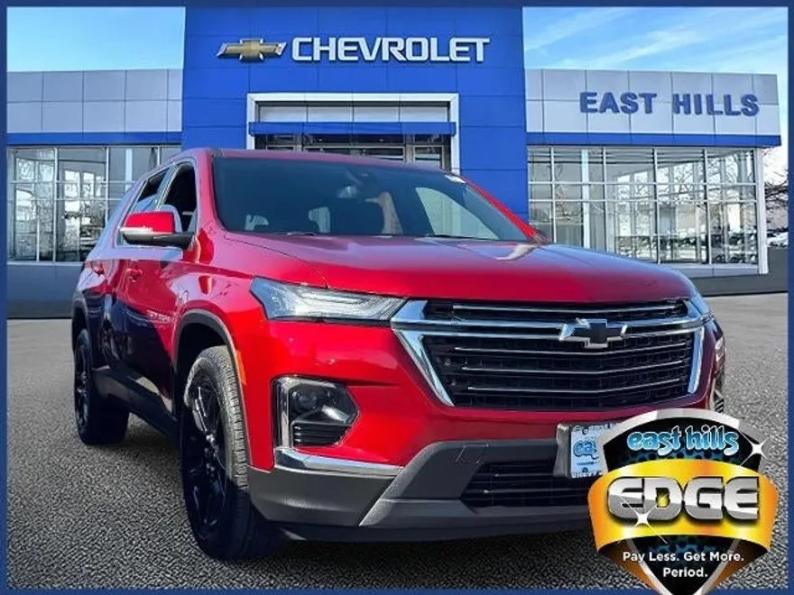 2023 Chevrolet Traverse Cloth 1LT photo 1