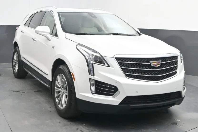 2018 Cadillac XT5 Luxury photo 1