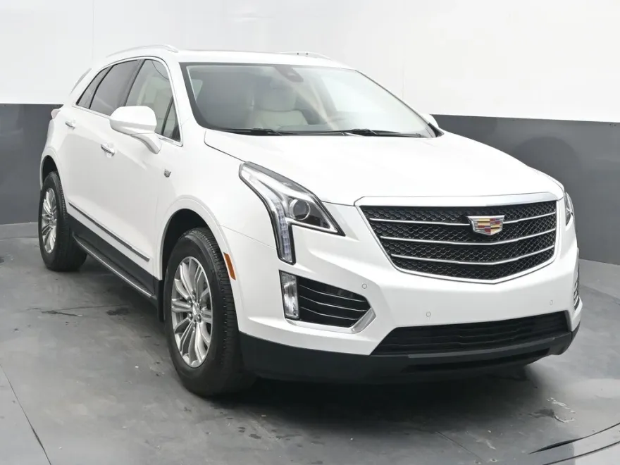 2018 Cadillac XT5 Luxury photo 1