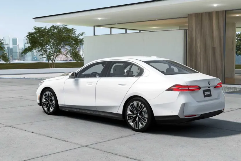2026 Bmw 530i photo 1