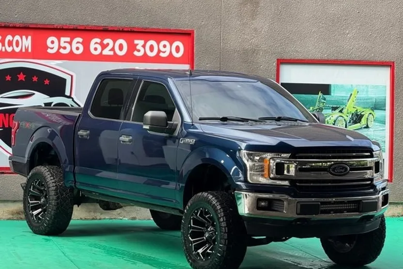 2019 Ford F-150 XLT photo 1