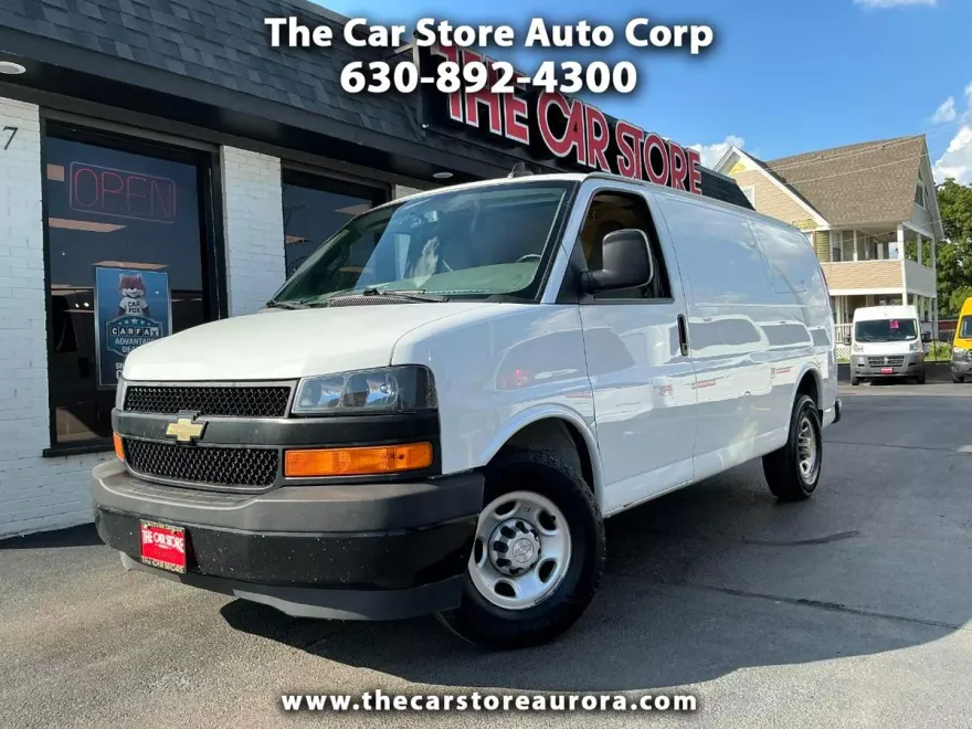 2019 Chevrolet Express Cargo Van 3500 photo 1