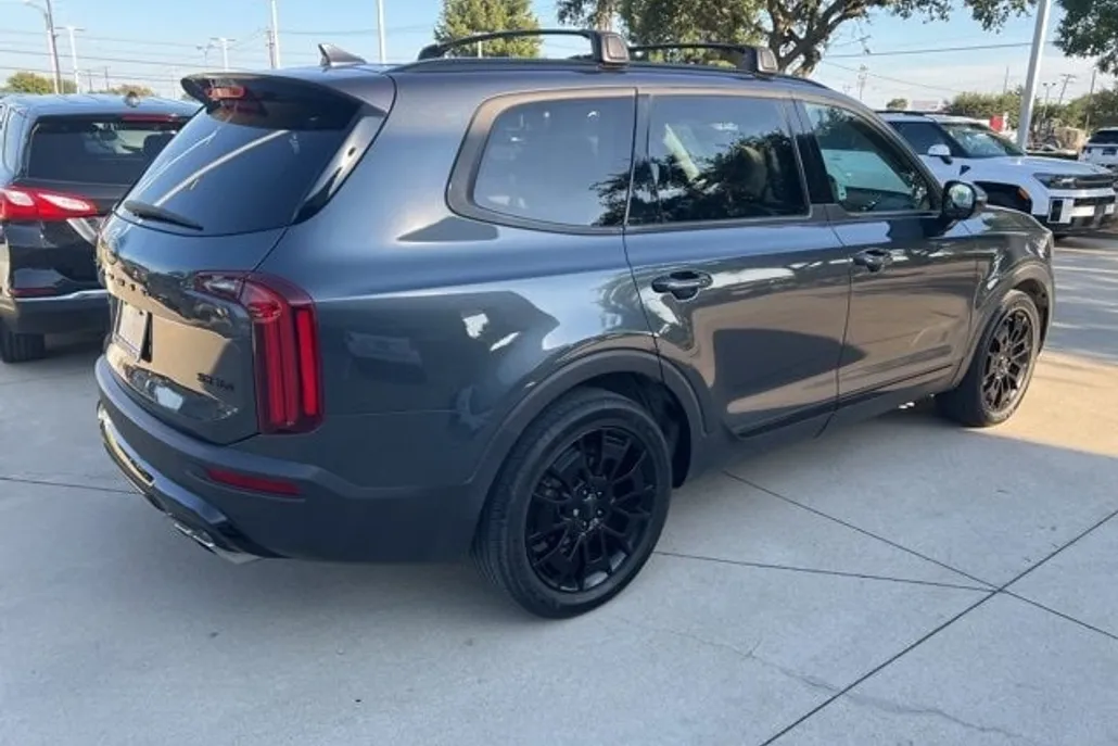 2021 Kia Telluride SX photo 1