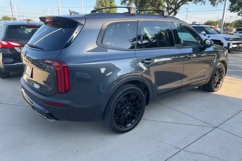 2021 Kia Telluride SX photo 1
