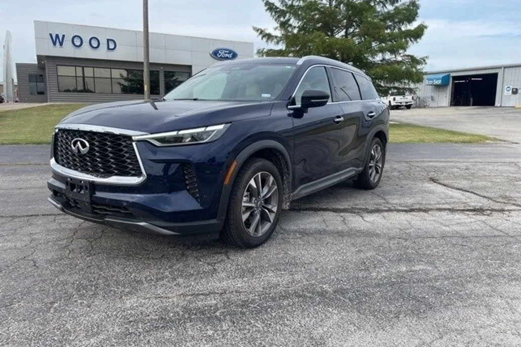 2022 Infiniti QX60 Luxe photo 1