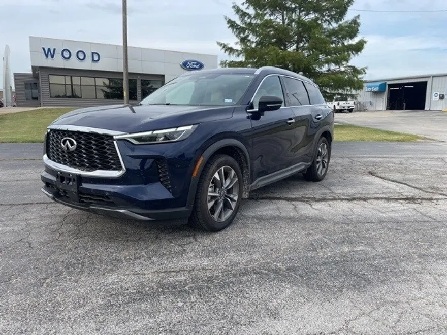 2022 Infiniti QX60 Luxe photo 1