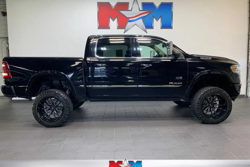 2020 Ram 1500 Limited photo 1