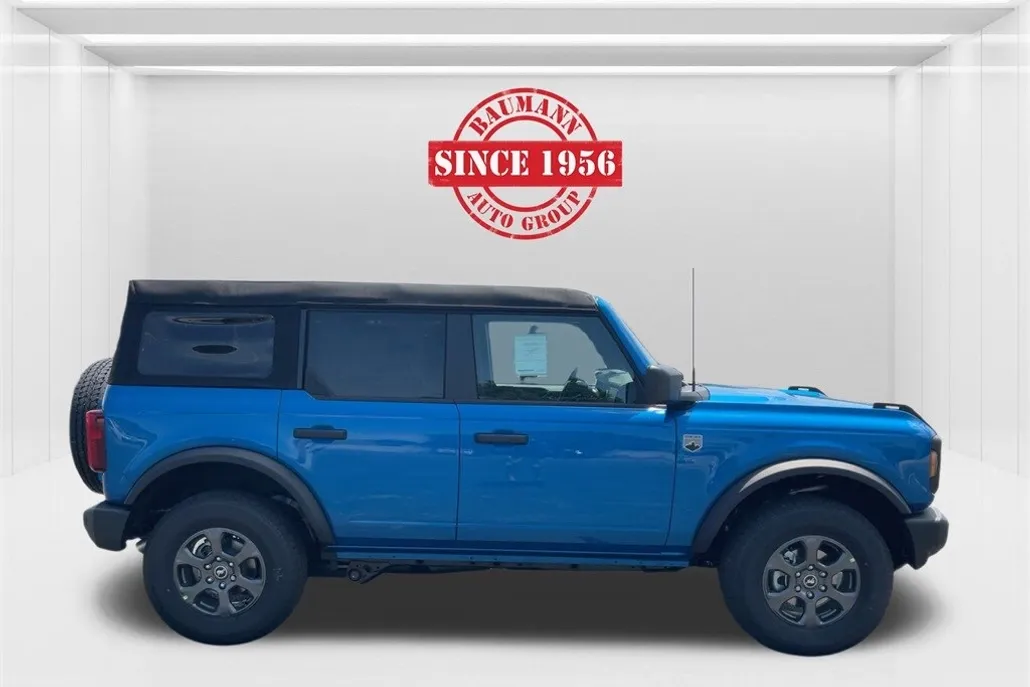 2025 Ford Bronco Big Bend photo 1