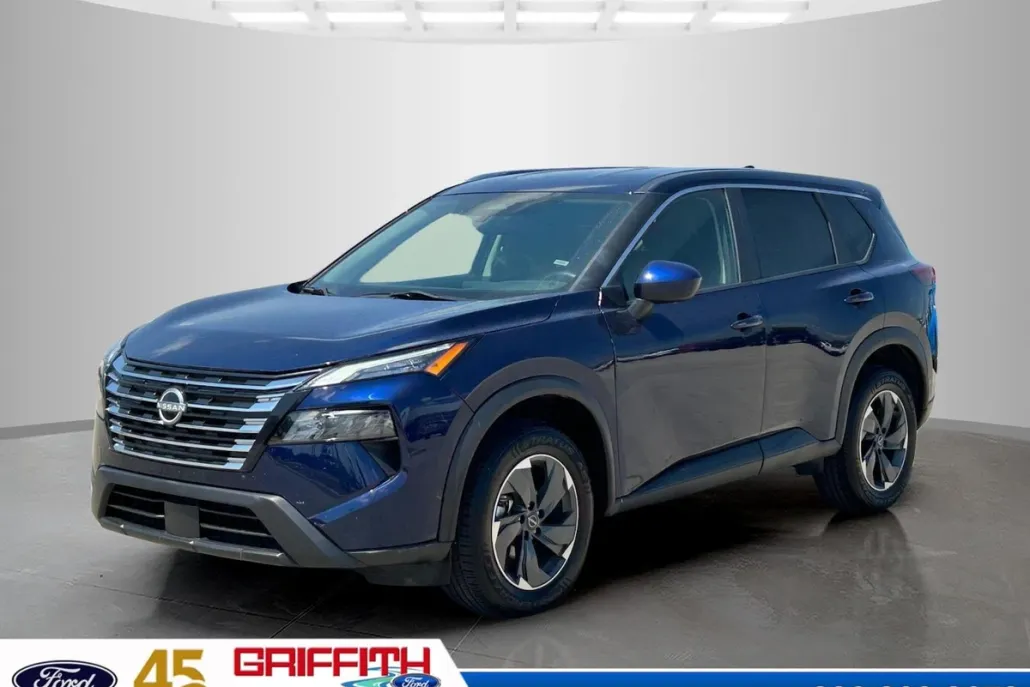 2024 Nissan Rogue SV photo 1