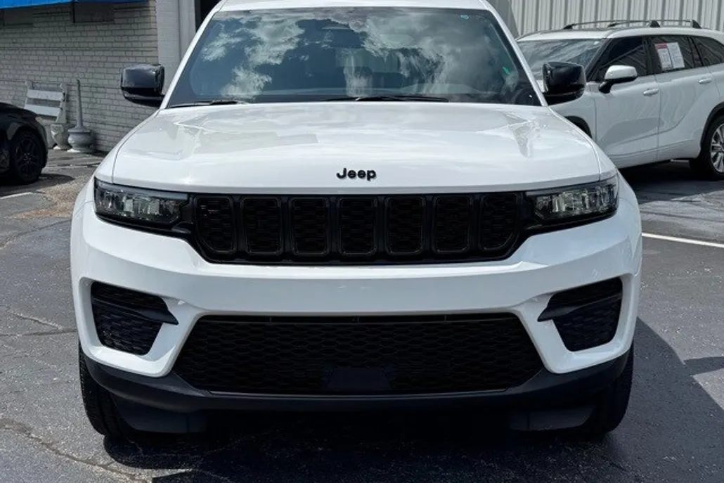2024 Jeep Grand Cherokee Altitude X photo 1