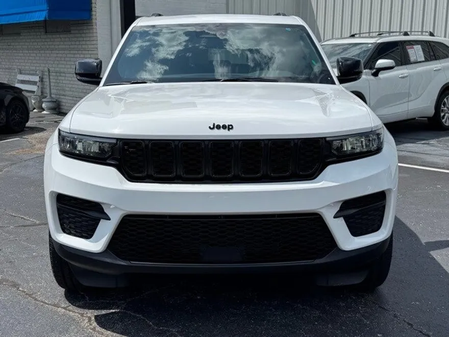 2024 Jeep Grand Cherokee Altitude X photo 1