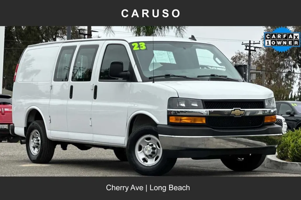 2023 Chevrolet Express 2500 Work Cargo Van photo 1