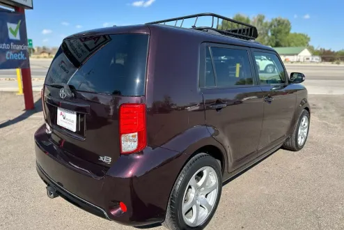 2015 Scion xB Base photo 3