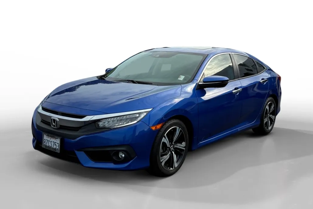 2017 Honda Civic Touring photo 1