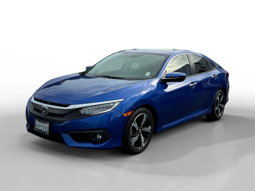 2017 Honda Civic Touring photo 1