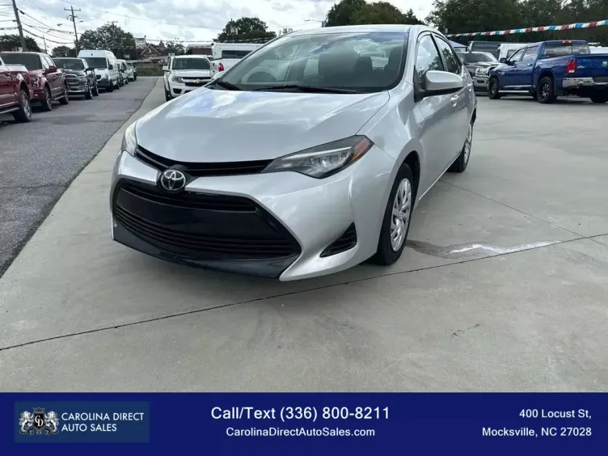 2018 Toyota Corolla L photo 1