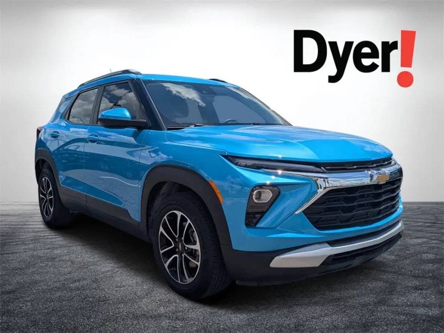 2025 Chevrolet Trailblazer LT photo 1