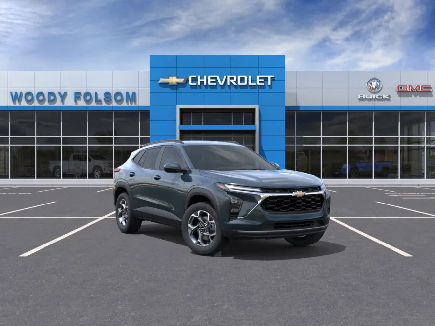 2025 Chevrolet Trax LT photo 1