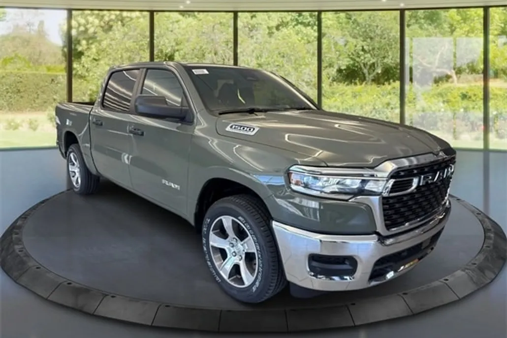 2026 Ram 1500 Tradesman photo 1
