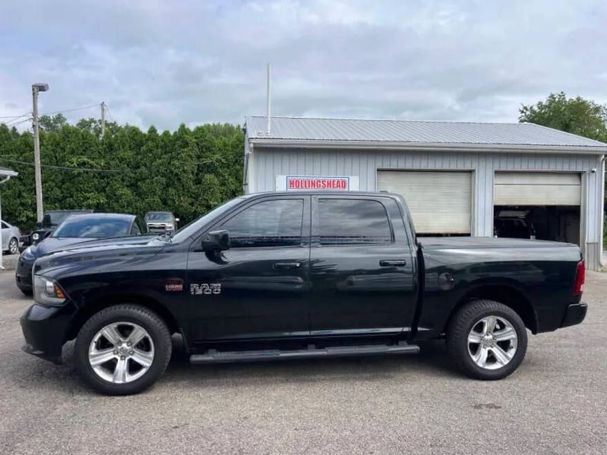 2016 Ram 1500 Sport photo 1