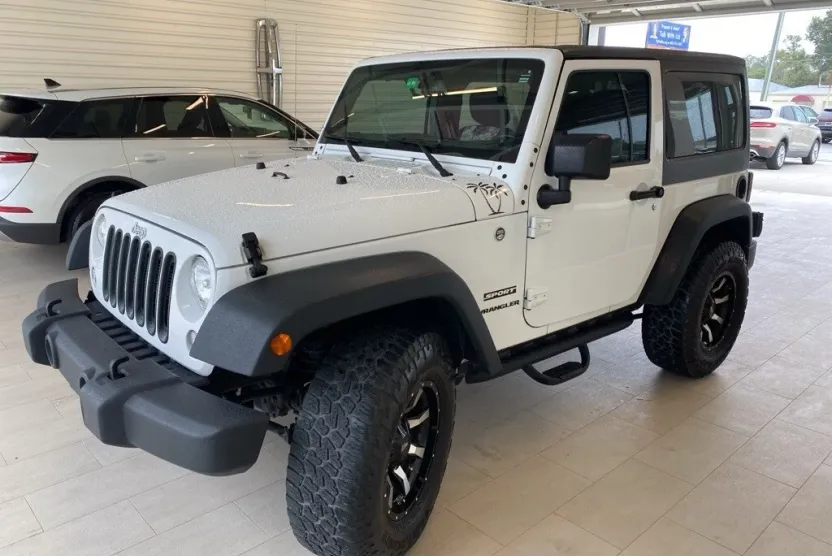 2017 Jeep Wrangler Sport photo 1