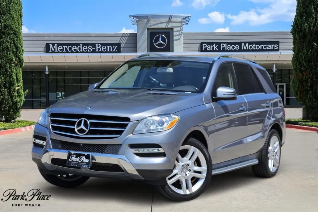 2015 Mercedes Benz ML 350 photo 1