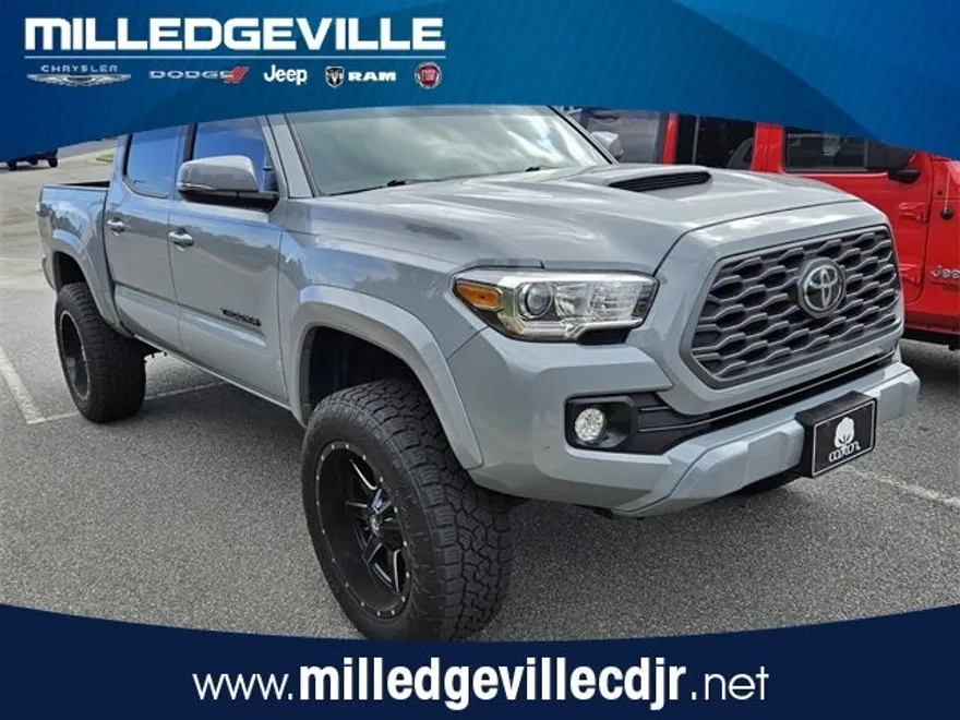 2020 Toyota Tacoma TRD Off-Road V6 photo 1