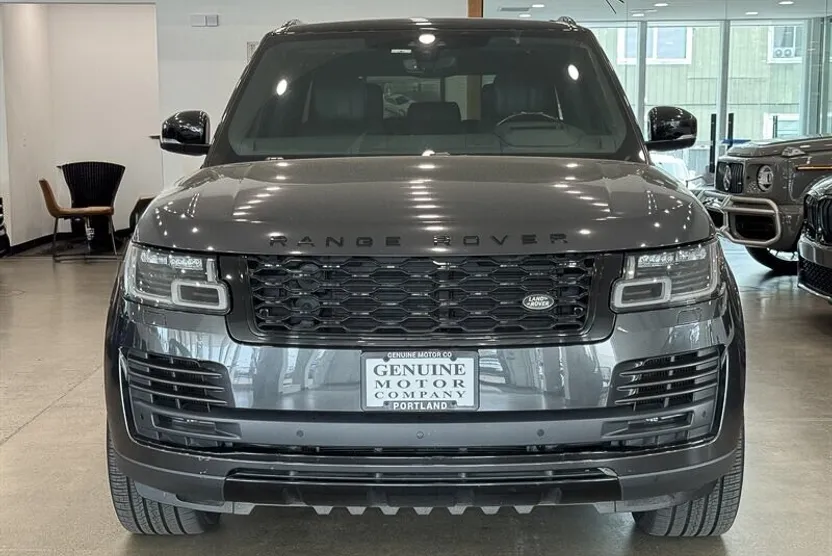 2019 Land Rover Range Rover SuperCharged photo 1