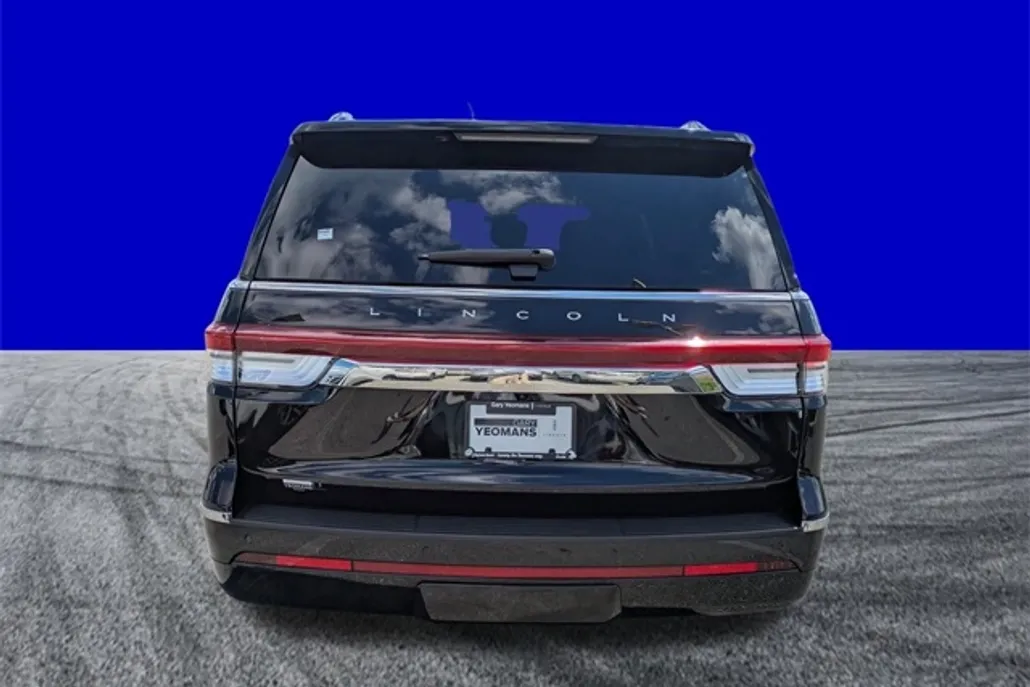 2024 Lincoln Navigator L Premiere photo 1