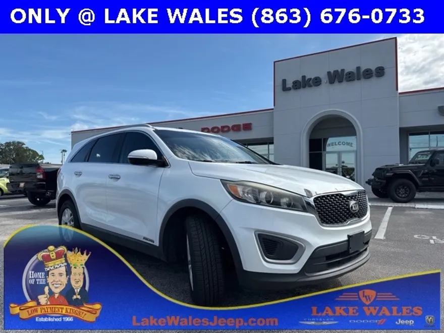 2017 Kia Sorento LX photo 1
