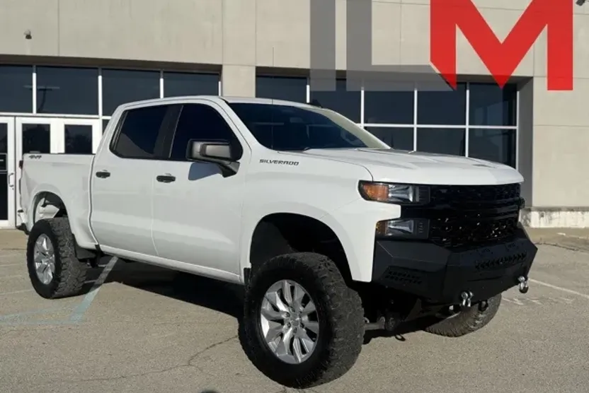 2021 Chevrolet Silverado 1500 Custom photo 1