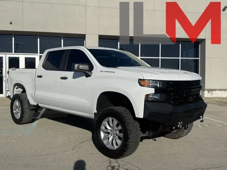 2021 Chevrolet Silverado 1500 Custom photo 1