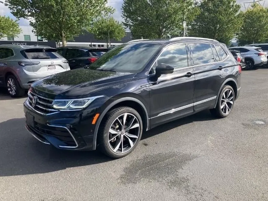 2022 Volkswagen Tiguan SEL R-Line photo 1