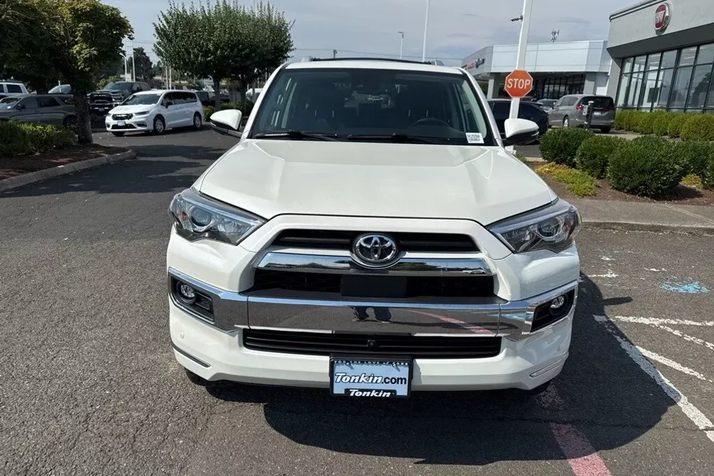 2022 Toyota 4Runner Limited 4WD photo 1