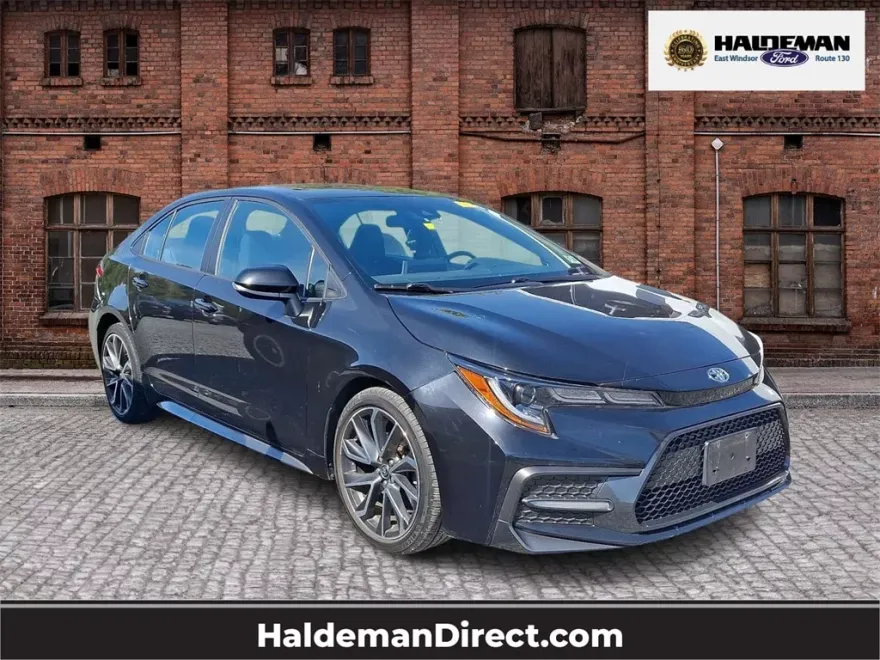 2020 Toyota Corolla SE photo 1